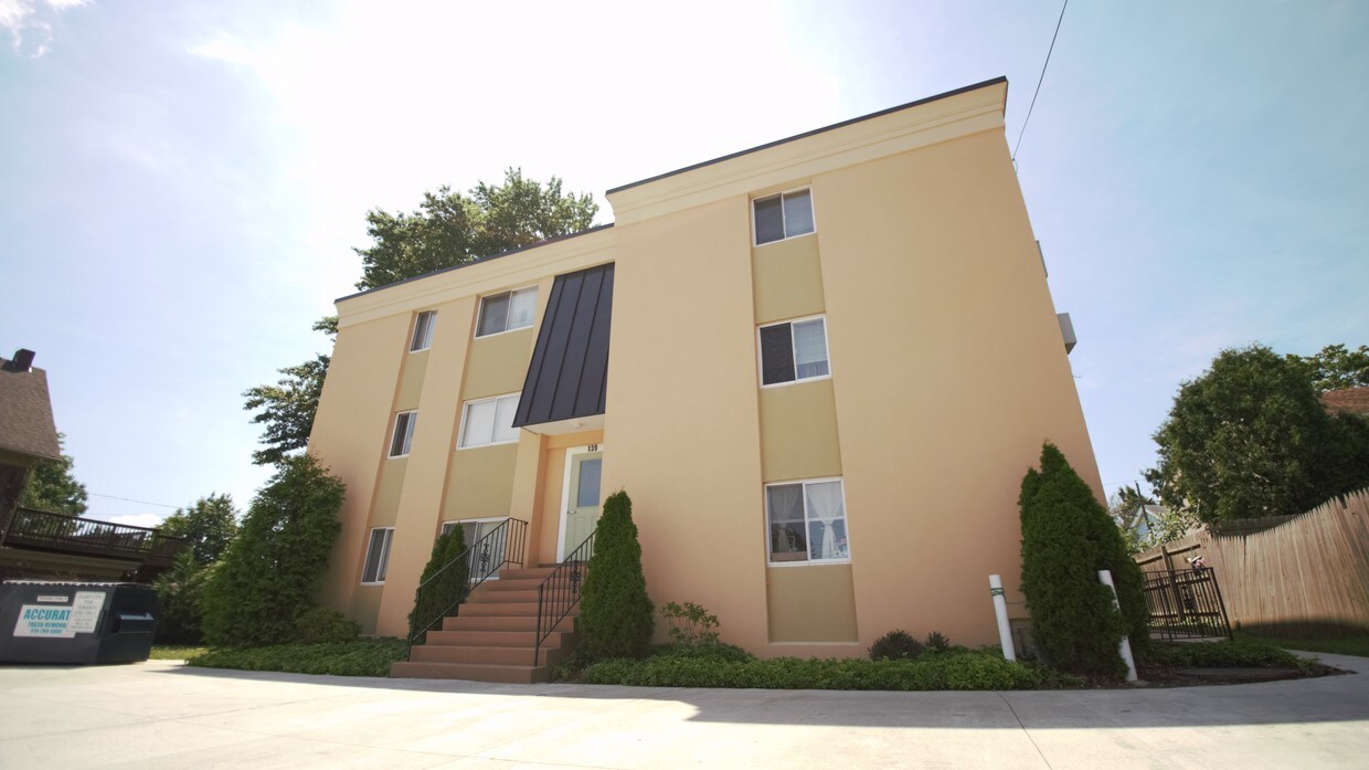 Foto del edificio - 139 S State Rd