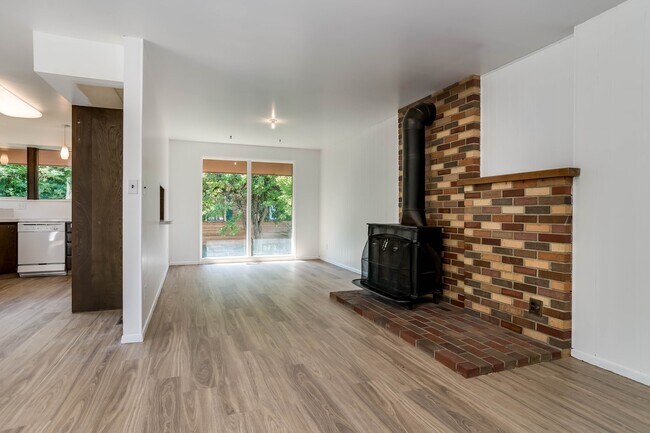 Building Photo - 5005 S Wander Ln