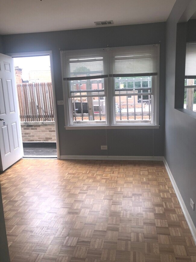Foto del edificio - 4100 Oakton St
