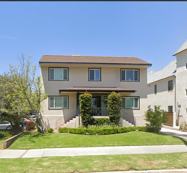 Building Photo - Beautiful spacious and bright apartment in the Pasadena Area