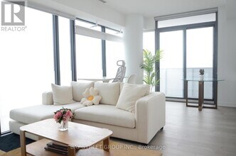 Building Photo - 20 Lombard St