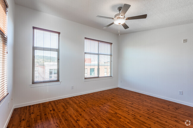 Studio, 1BA - 408 SF (Quimby) - 20 Pettygrove