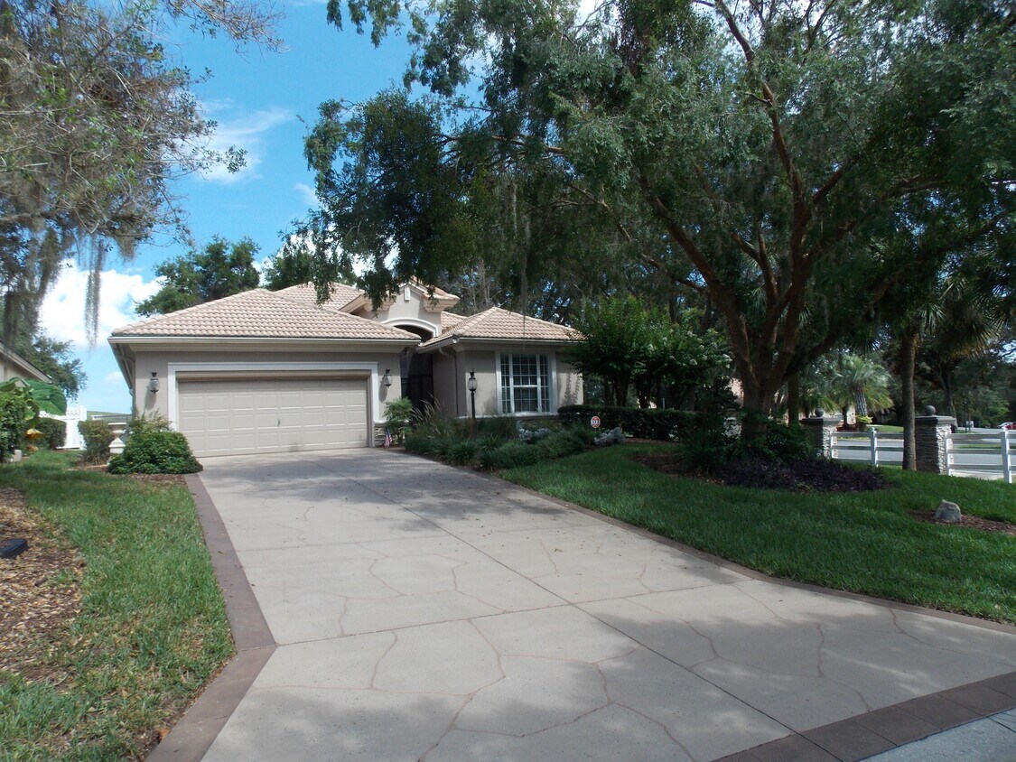 Foto principal - 1805 N Gibson Point