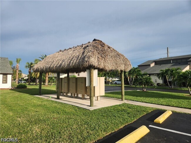 Foto del edificio - 12963 Cherrydale Ct