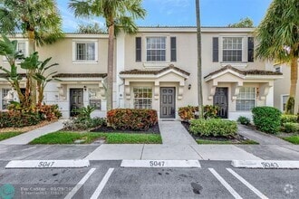 Building Photo - 5047 Palmbrooke Cir