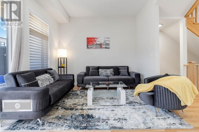 Building Photo - 3051 Meadowridge Dr