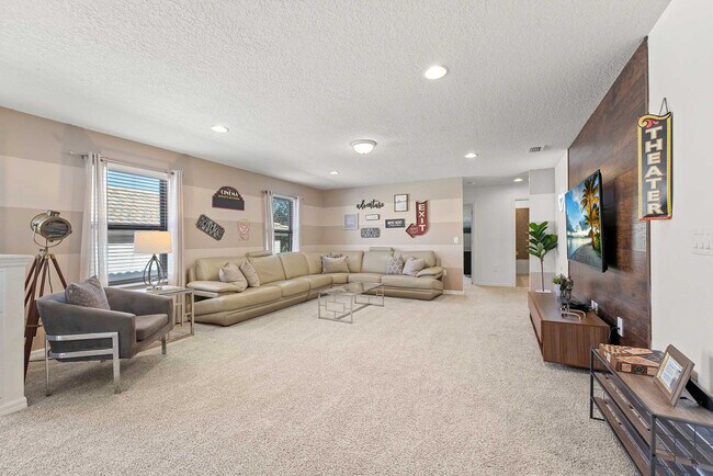 Building Photo - 1905 Nice Ct