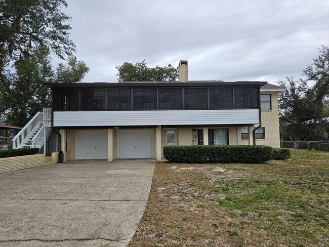 Foto del edificio - Peaceful, Entertainer's Dream on the Waterfront in Beautiful Donalson Point!