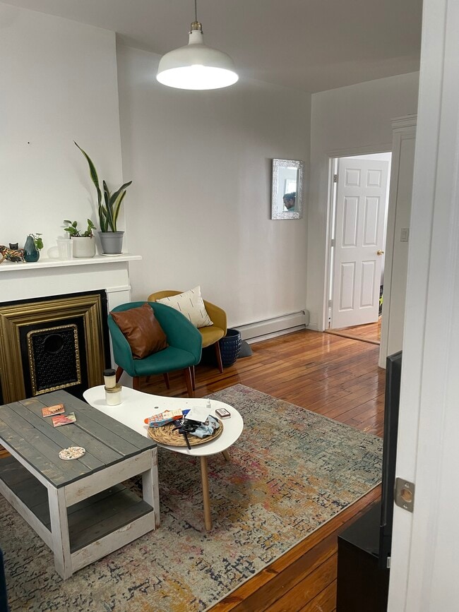 Building Photo - 53 6th Ave