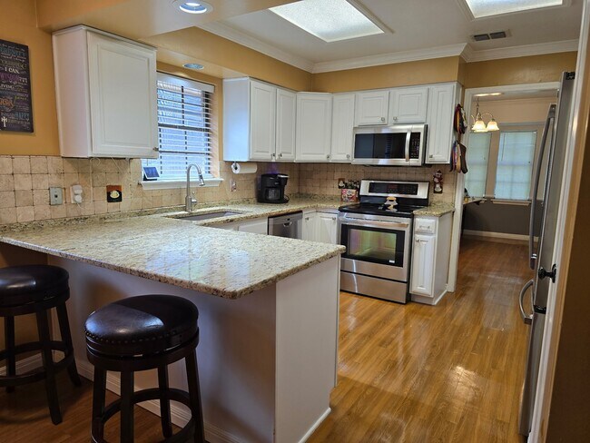 Foto del edificio - 6314 Ramsgate Cir