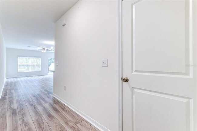 Building Photo - 2365 Carrabelle Wy