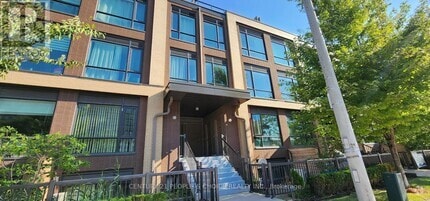 Building Photo - 639-639 Lawrence Ave W