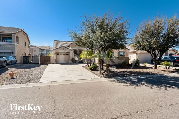 Foto principal - 1263 W Busa Dr