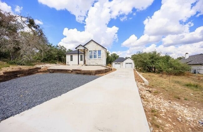 Foto del edificio - New built beautiful one-story home