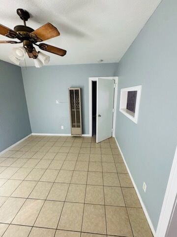 Foto del edificio - 1341 W 90th Pl