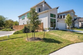 Building Photo - 1633 Seeger Dr