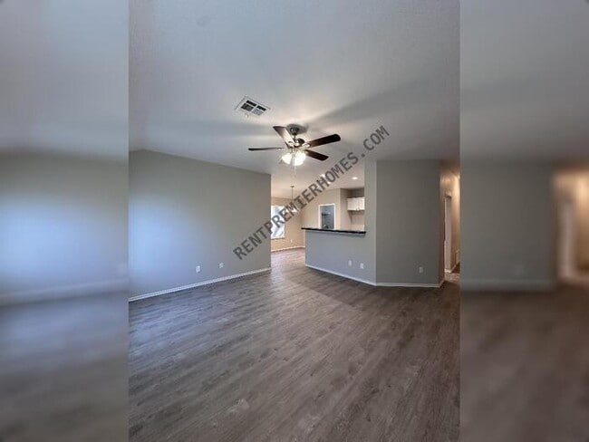 Foto del edificio - 4717 James Ln