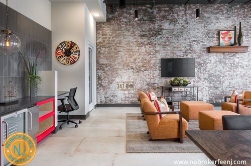 Foto del edificio - 1064 Frank E Rodgers Blvd S