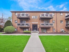 Building Photo - 27 Tanager Rd