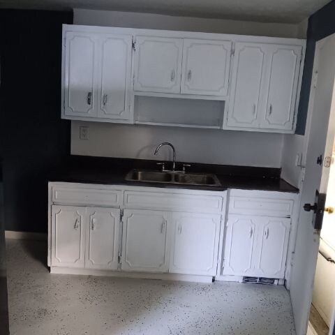 Foto principal - 1512 E 256th St