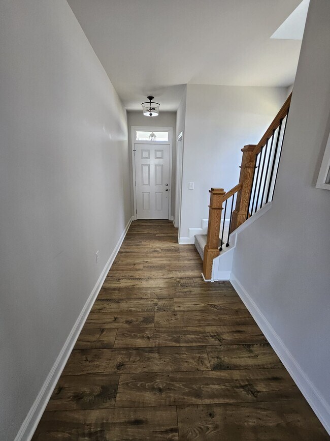 Foto del edificio - 663 Southwick Pl