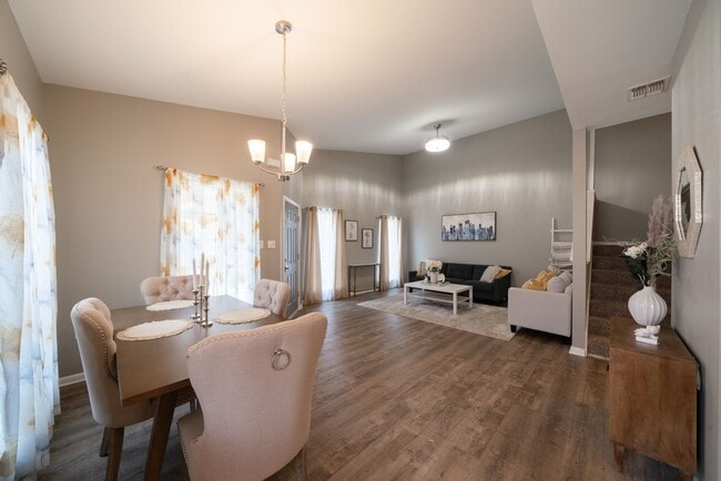 Foto del edificio - Home in gated community for rent!