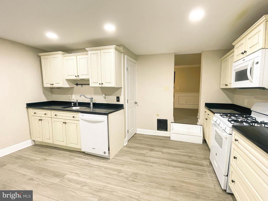 Foto principal - 19 Pleasant St