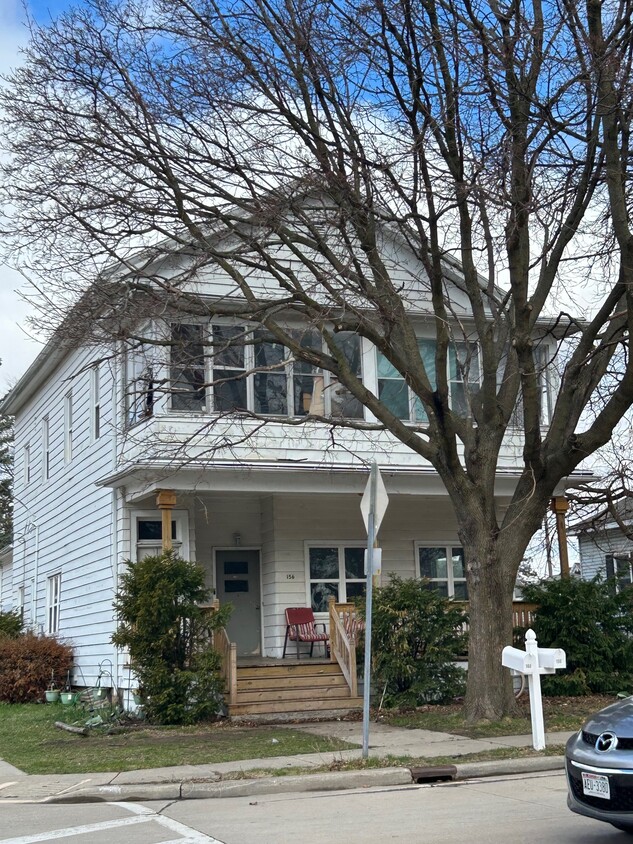 Primary Photo - 160 S Hickory St