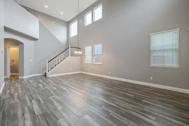 Building Photo - 3169 Brickfield Ave