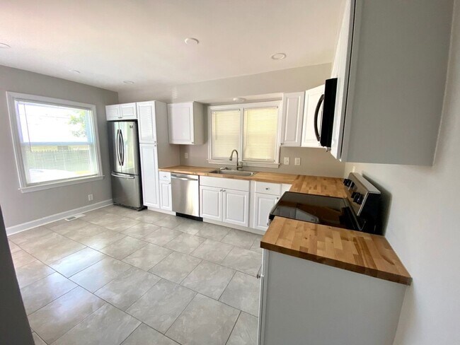 Foto del edificio - 4118 Browns Ln