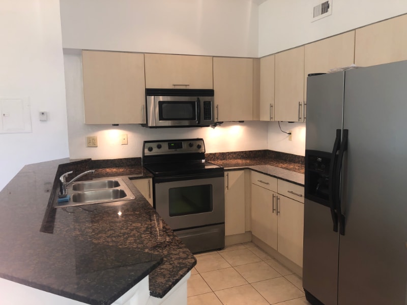 Photo - 2550 SW 18th Terrace