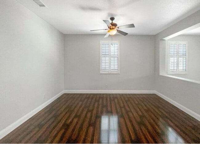 Building Photo - 8261 Red Rock Dr