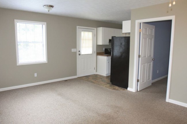 Building Photo - 2 Bed 2 Bath in Town Ellijay