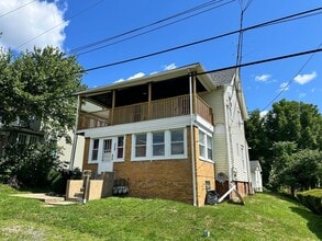 Building Photo - 208 Penn Ave