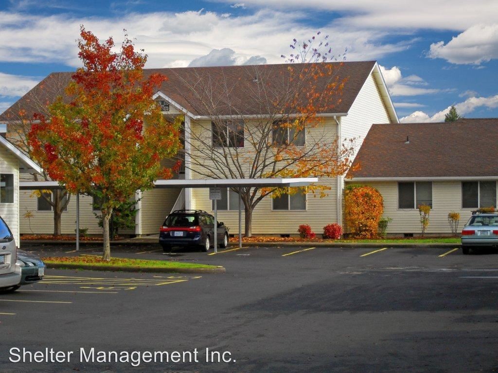 Primary Photo - 3 br, 2 bath Apartment - 205 N. Gun Club Road