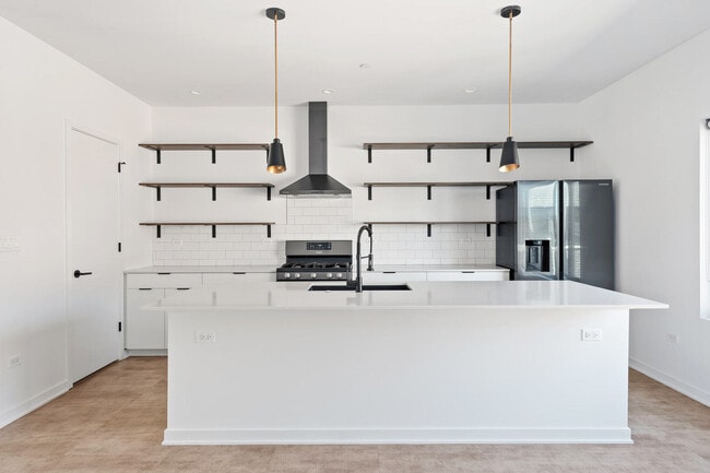 Foto del edificio - 6605 North Ave