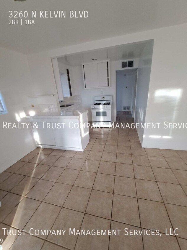 Primary Photo - Adorable 2 bedroom 1 bath with large fence...
