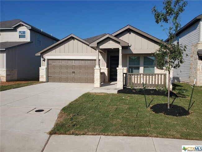 Building Photo - 1251 Meyers Meadow