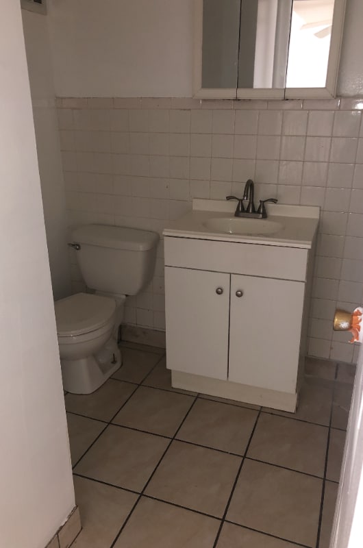 Building Photo - 3913 W 124th Pl