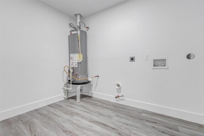 Foto del edificio - 8505 Denby St