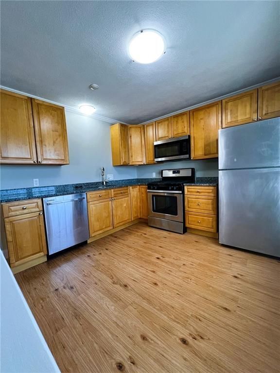 Foto del edificio - 927 Elm St