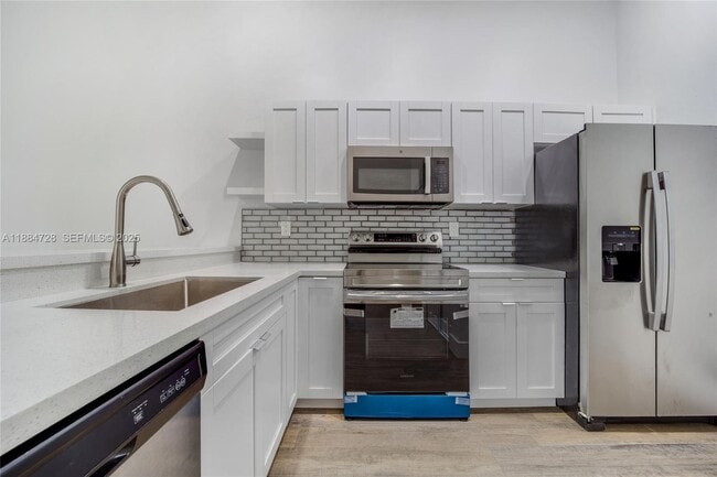 Building Photo - 18220 Mediterranean Blvd