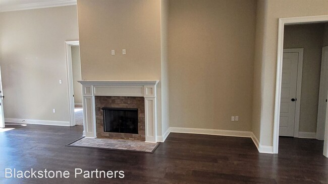 Building Photo - 3 br, 2 bath House - Ironwood 12/39288 Iro...
