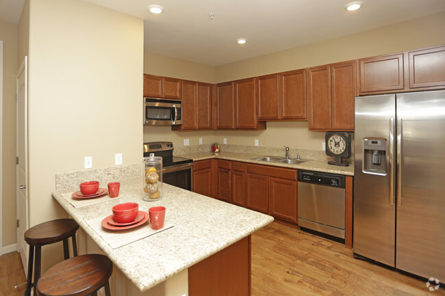 Kitchen & Peninsula - Ruby Vista Apartments