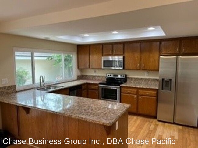 Foto del edificio - 3 br, 3 bath House - 126 E. Yale Loop #14