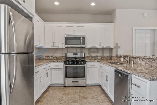 Building Photo - 16472 Smoke Tree St