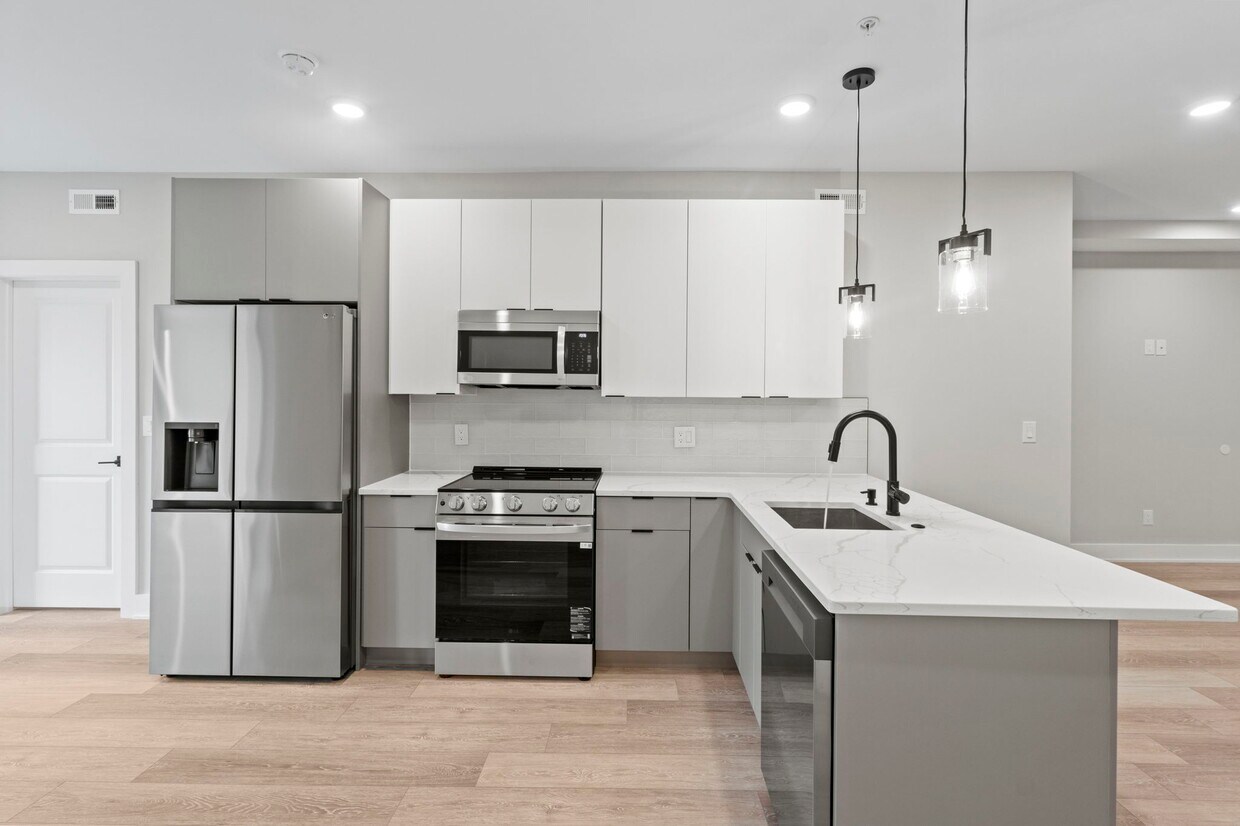 Foto principal - 2625 W Jefferson St