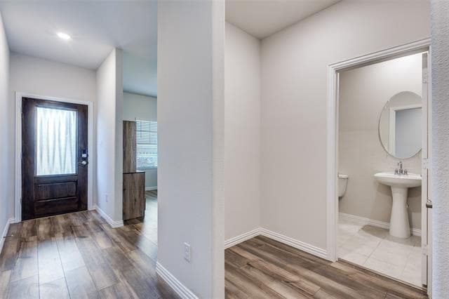 Building Photo - 1505 Mineral Pt Pl