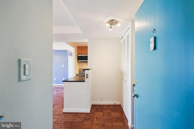 Foto del edificio - 1301 Delaware Ave SW