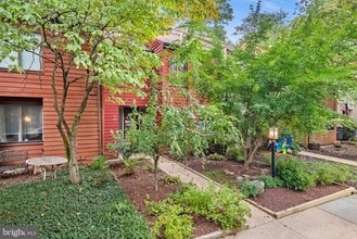 Building Photo - 11545 Hearthstone Ct